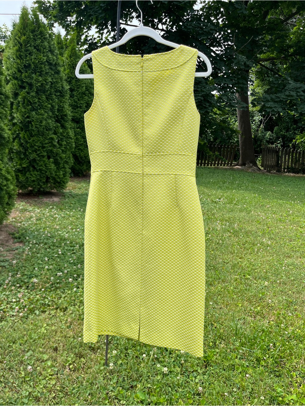 Tahari ASL Bright Chartreuse Textured Sheath Dress - Picture 2 of 9